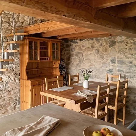 Holiday home Maisonnette En Pierre